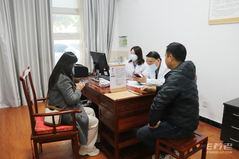 jpg 门诊.jpg