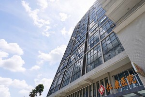 佛山禅城仁康养老3800元起，同栋医保医院，收失能失智老人